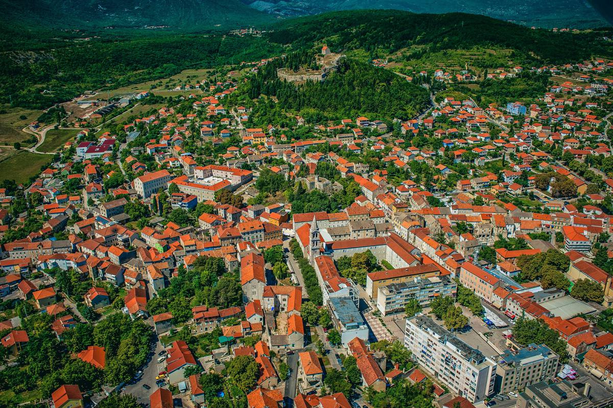 7. Sinj trail