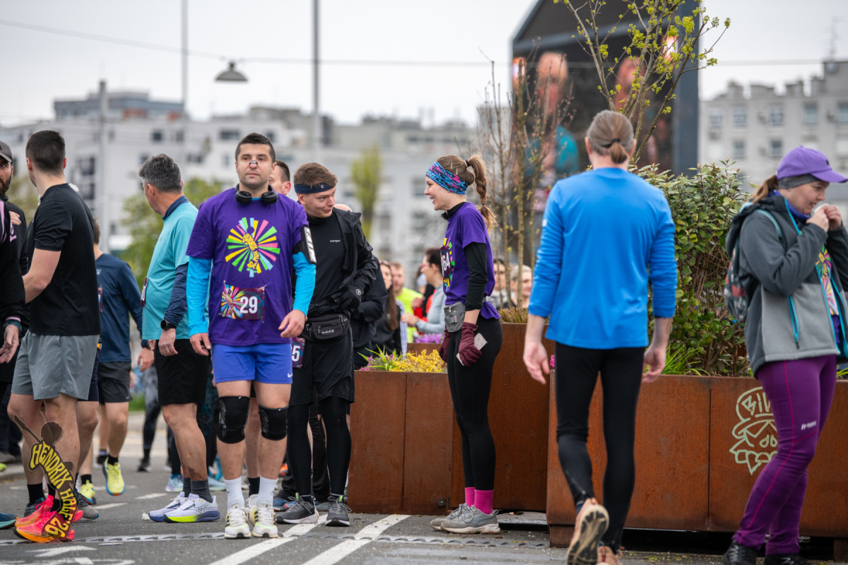 Petica (17. Hendrix Half)