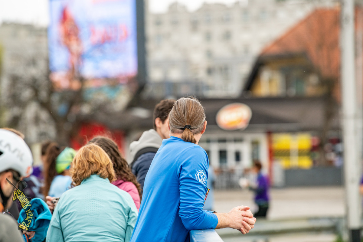 Petica (17. Hendrix Half)